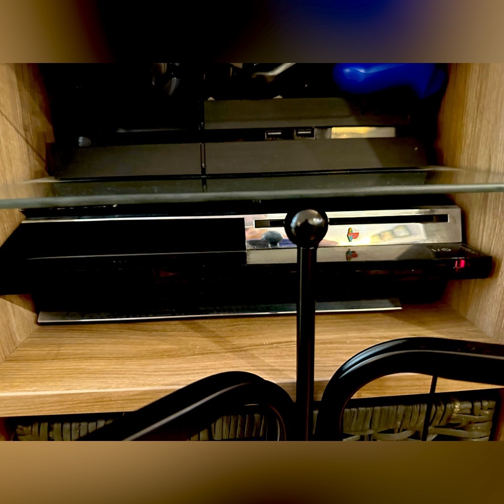 Used PlayStation 3! Fat console, with controllers and cables!